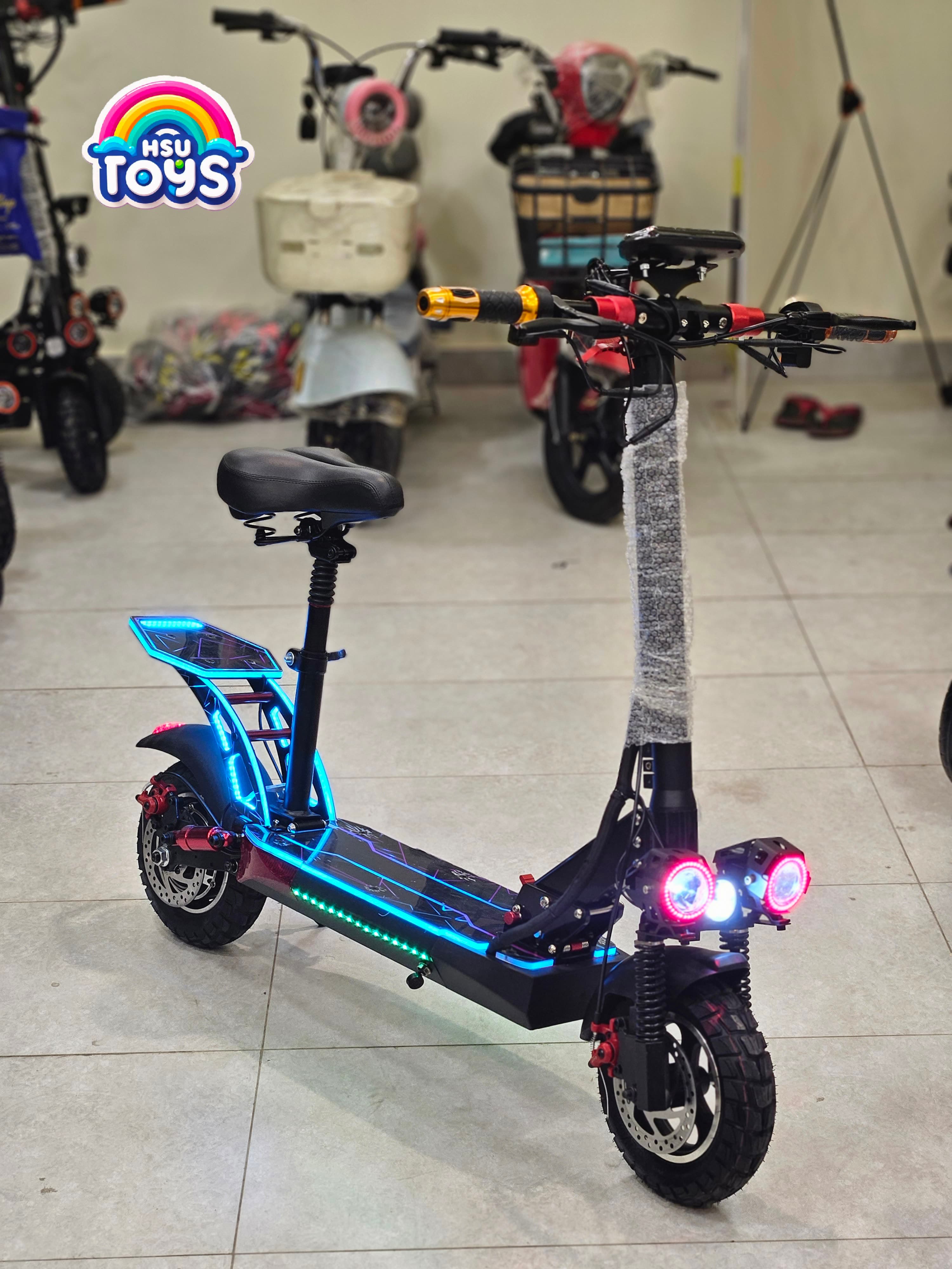 E10 Electric Scooty 48V 13Ah with NFC Tag image